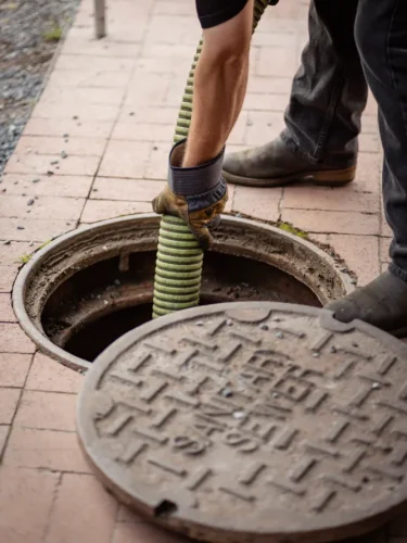 Sonlight_Pretzel Hut-00956